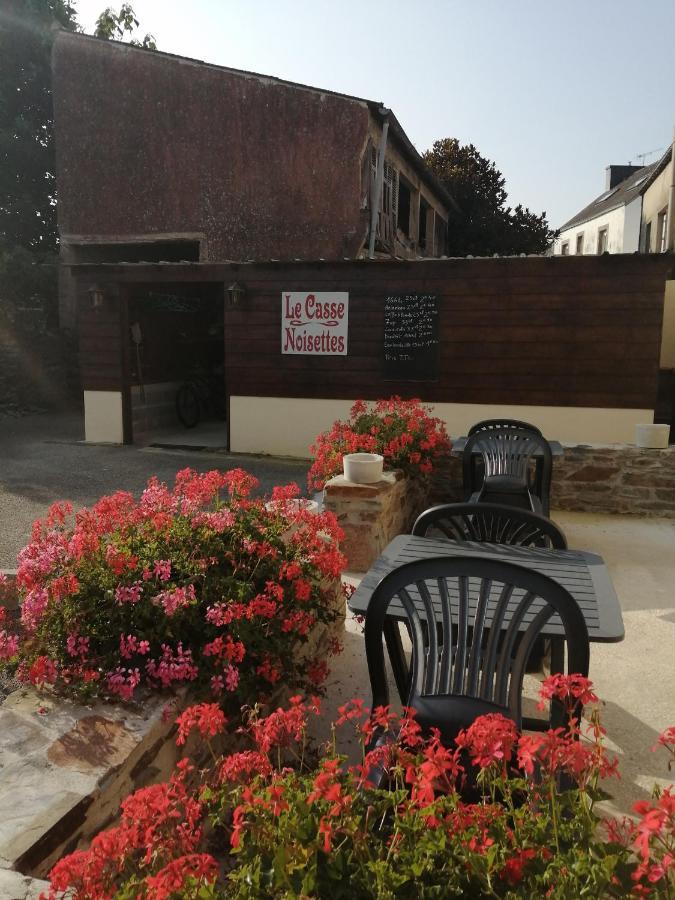 Hotel Le Casse Noisettes Gourin Zewnętrze zdjęcie